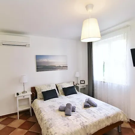 Luni Apartman Baska (Krk)