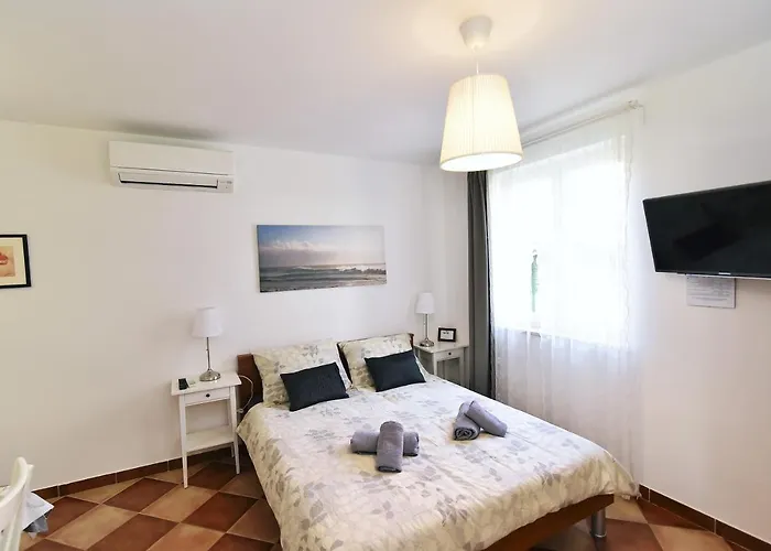 Luni Apartman Baska (Krk)