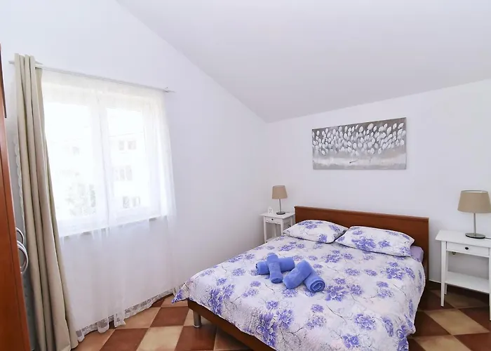 Luni Apartman Baska (Krk)