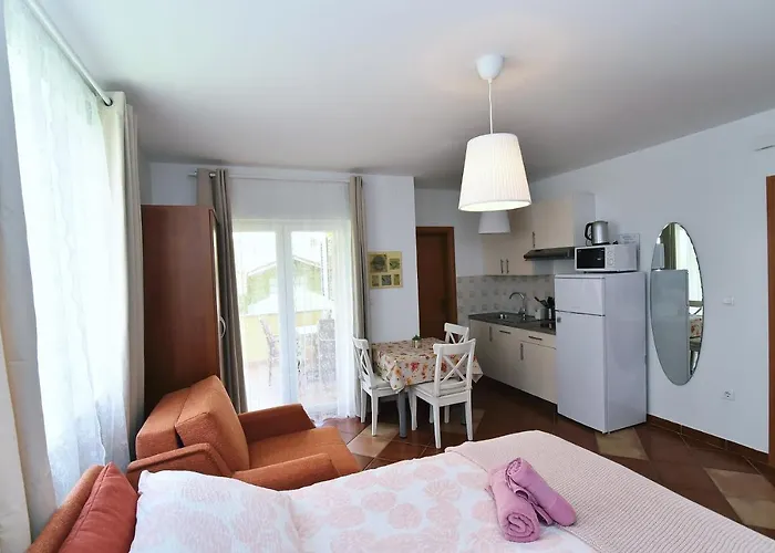 Apartament Luni